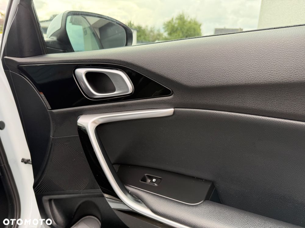 Kia Ceed 1.6 GDI DCT OPF Platinum Edition - 20