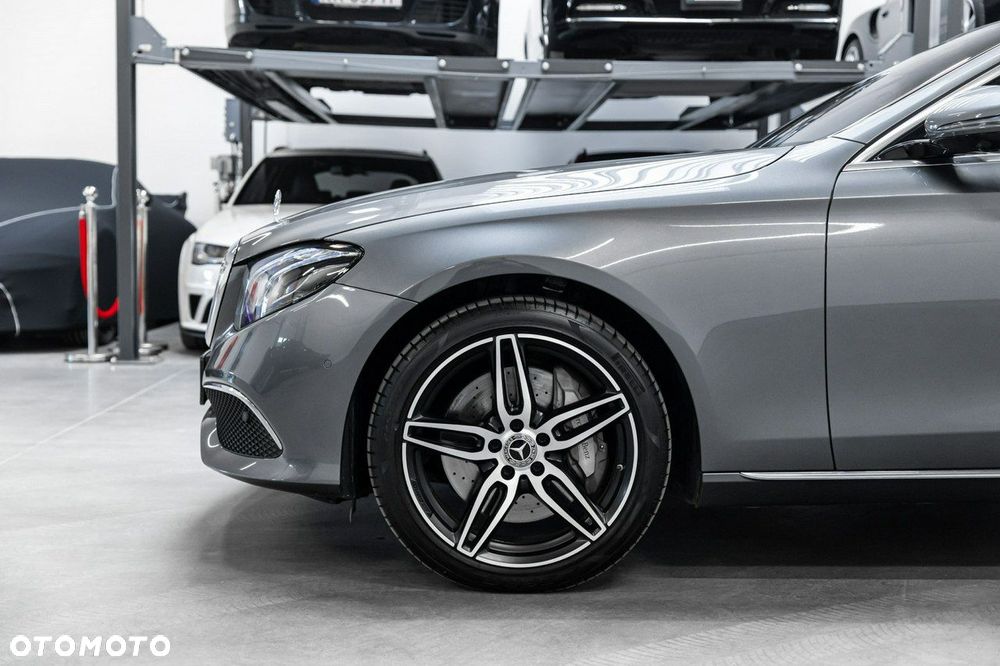 Mercedes-Benz Klasa E - 15