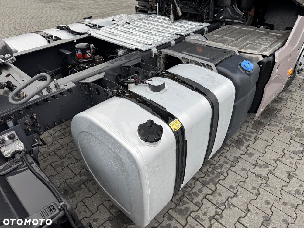 Renault T480 HIGH BICOOL 2 ZBIORNIKI OPONY 80% - 11