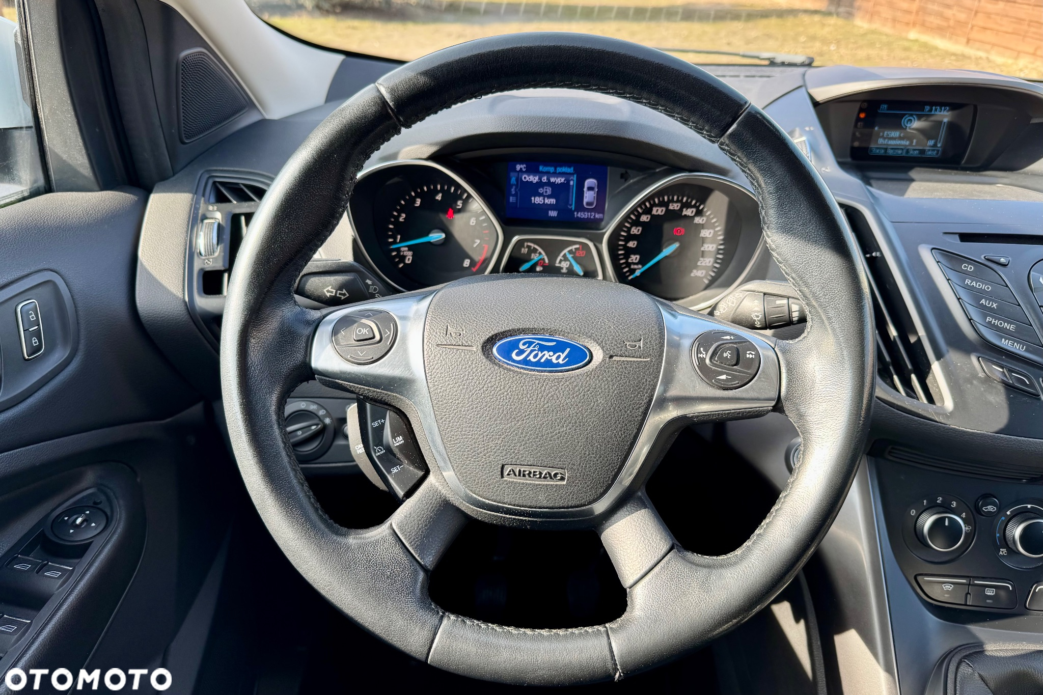 Ford Kuga - 20