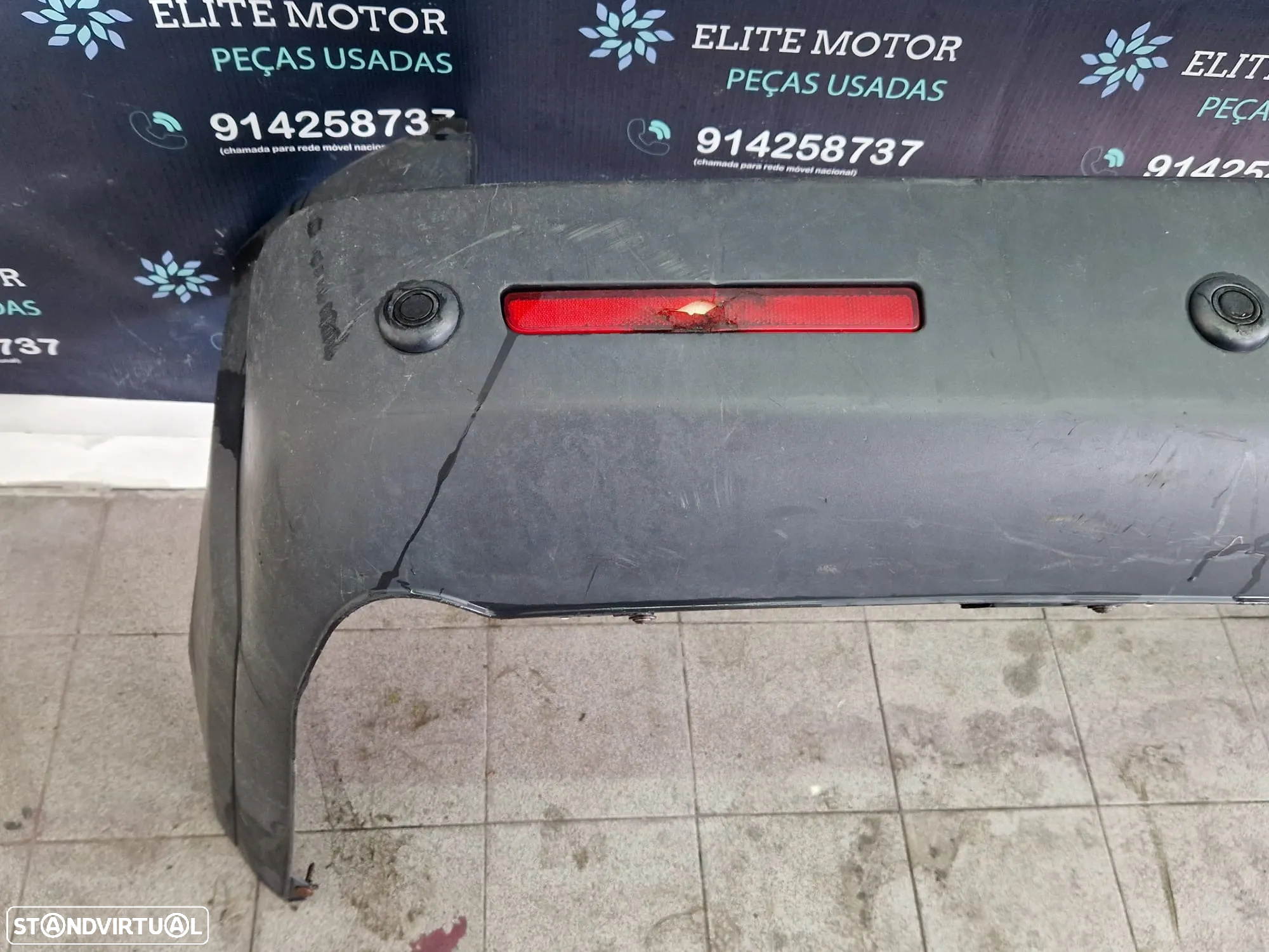 Parachoques traseiro usado LAND ROVER DISCOVERY III 3 sensores original - 7