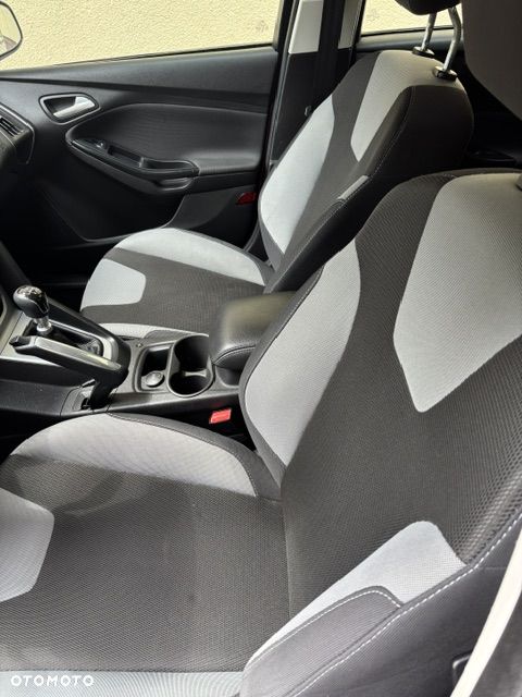 Ford Focus 1.0 EcoBoost Trend Sport - 13