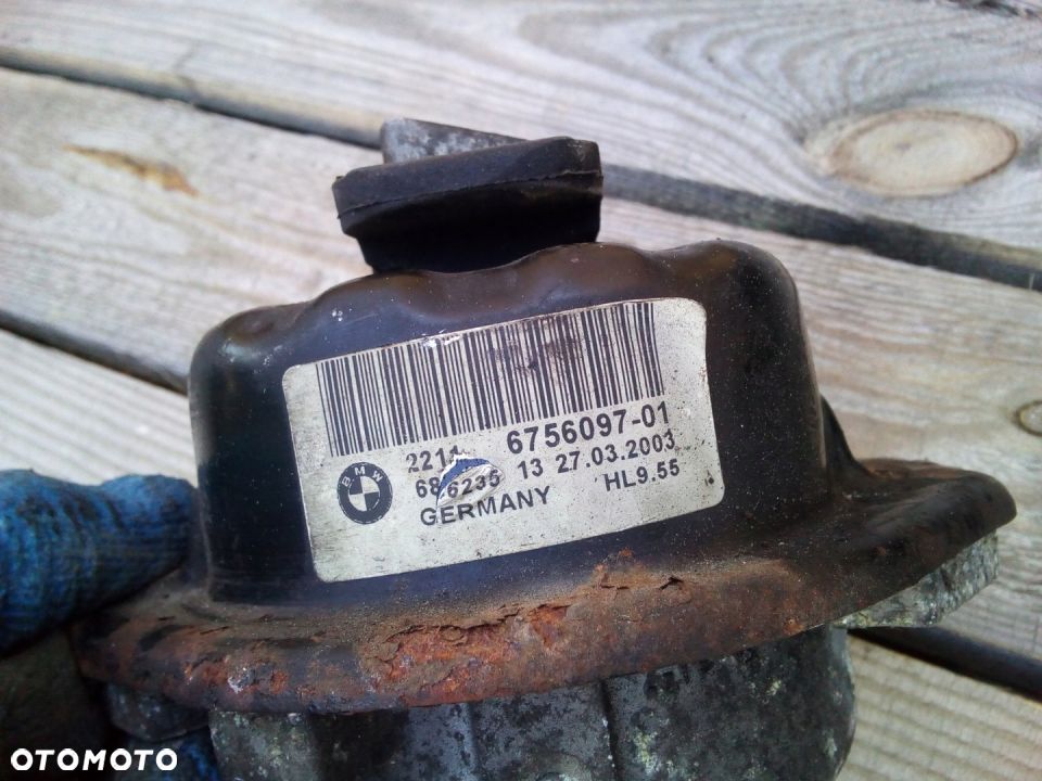 BMW E65 3.0i 6756097 PODUSZKA SILNIKA LEWA m54 - 2