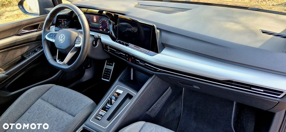 Volkswagen Golf - 17