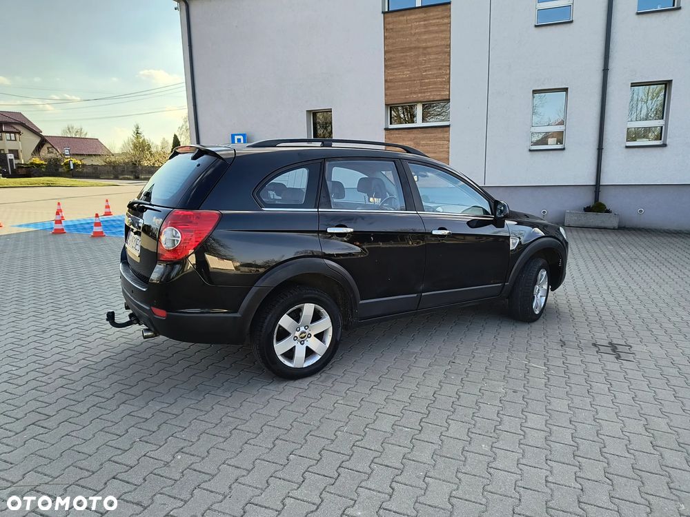 Chevrolet Captiva 2.4 4WD 7 Sitzer LT - 4