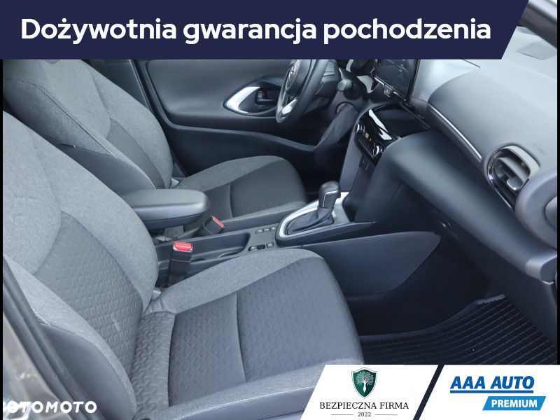 Toyota Yaris Cross - 10