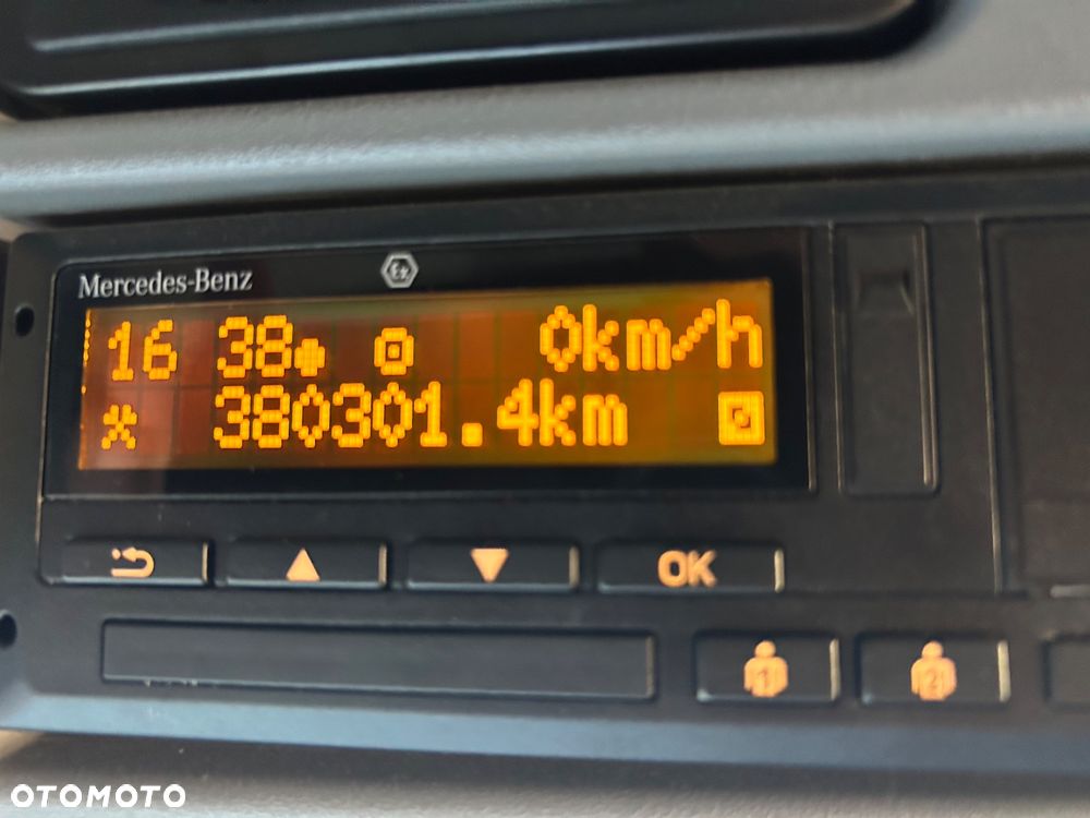 Mercedes-Benz ATEGO 1218 18 paletowy dł.7,25 szer.2,49 wys.2,35 - 17