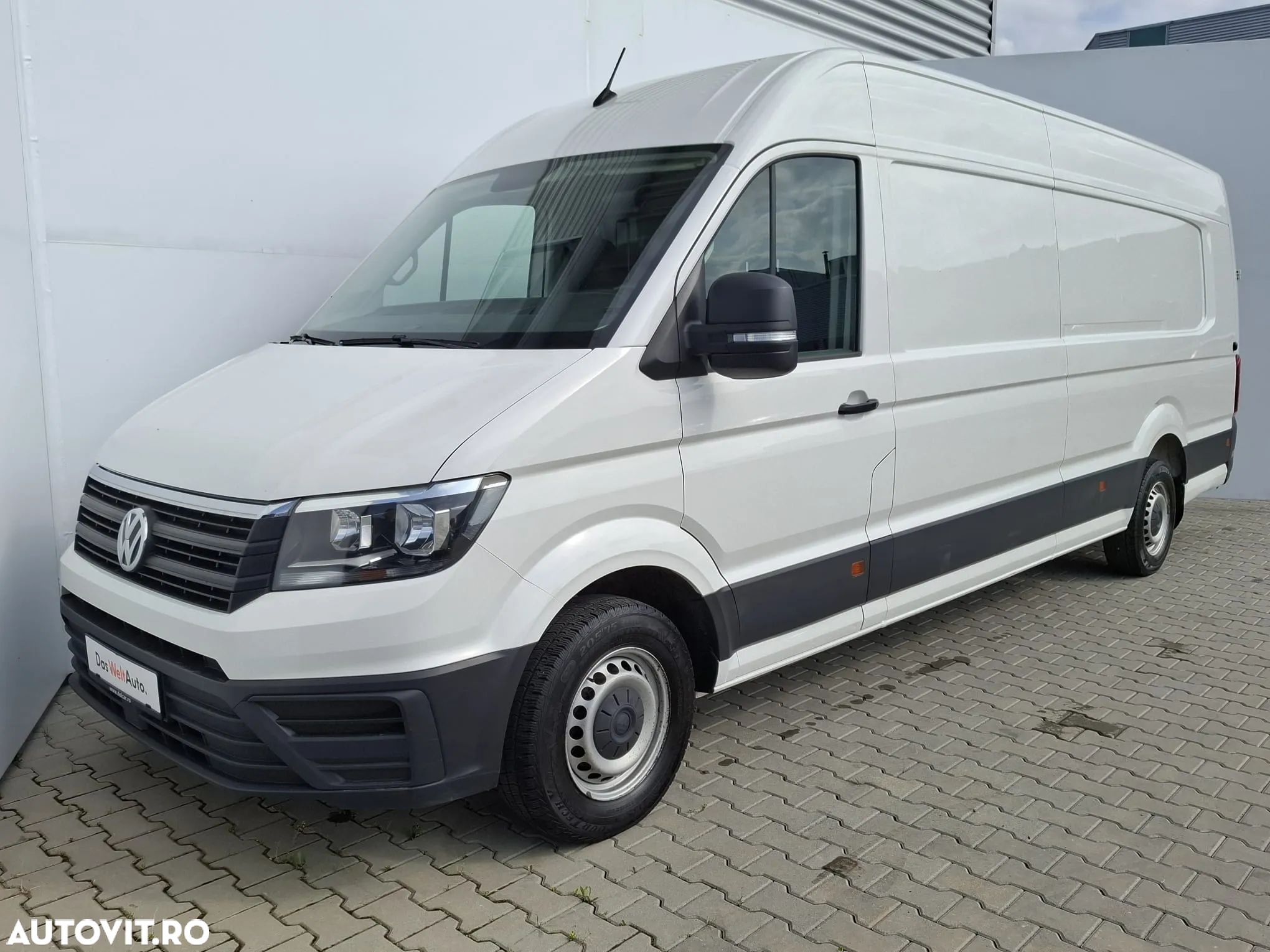 Volkswagen Crafter - 1