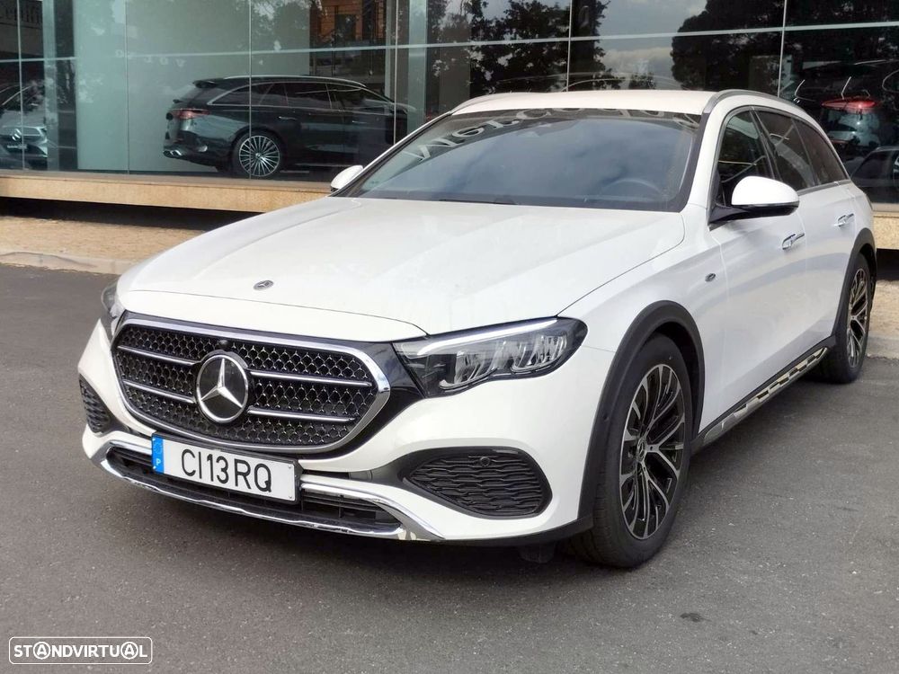 Mercedes-Benz E 300 de 4Matic All-Terrain - 1