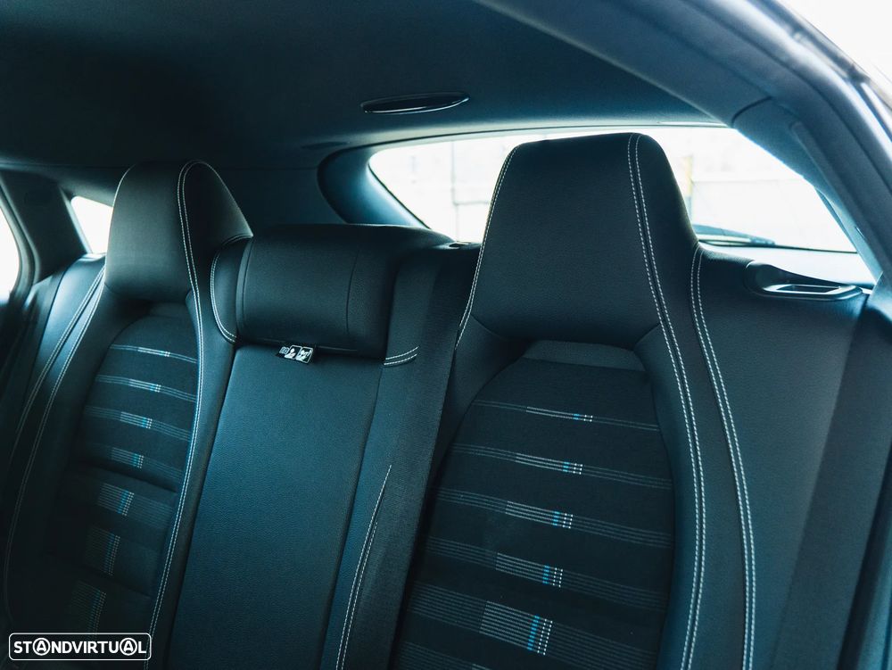 Mercedes-Benz CLA 180 d Shooting Brake Progressive - 17