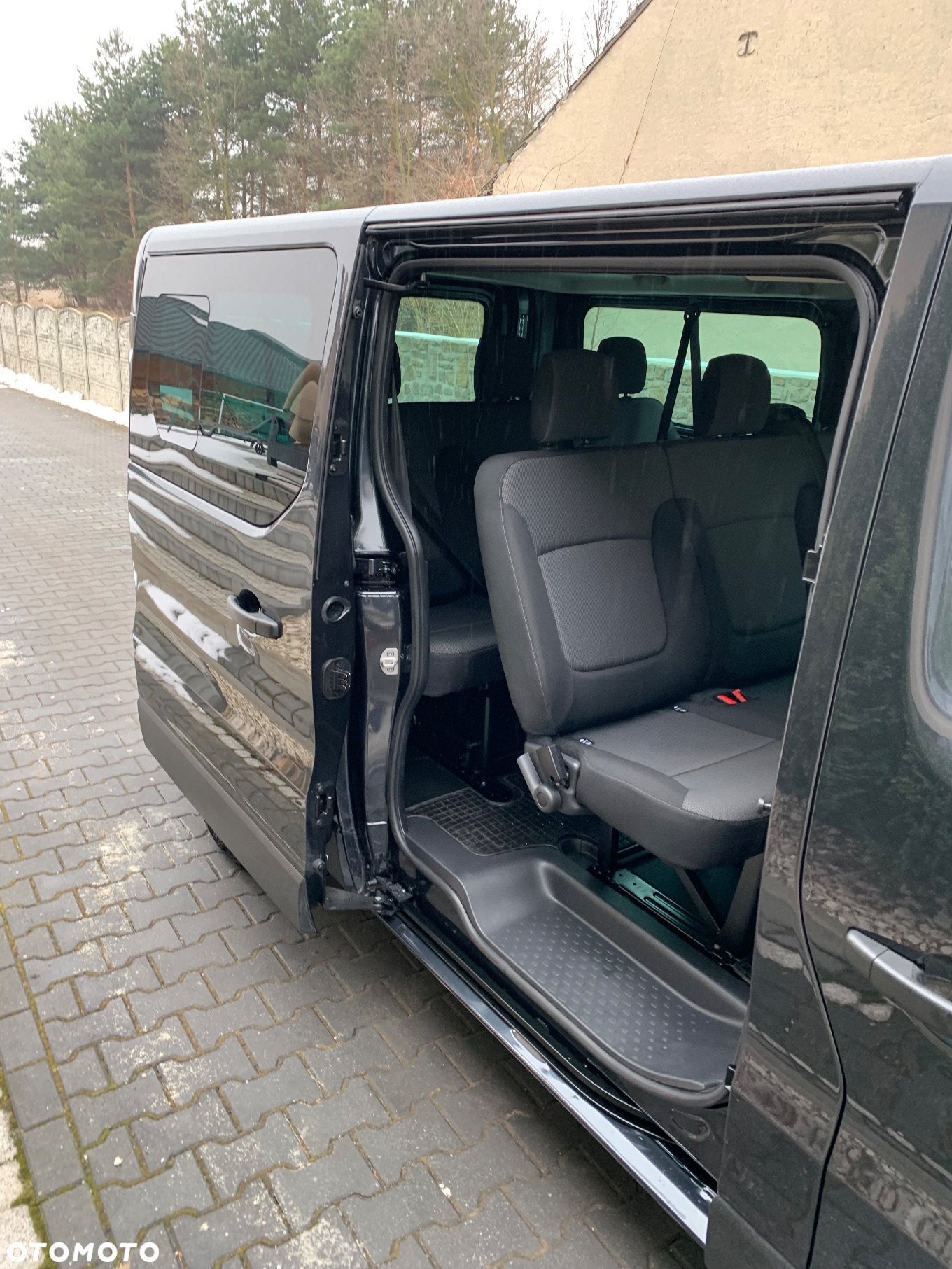 Renault Trafic SpaceClass 2.0 dCi Escapade EDC - 8