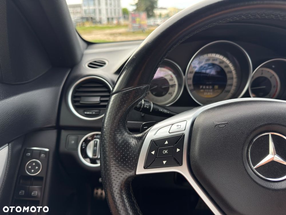 Mercedes-Benz Klasa C 250 CDI DPF 4Matic (BlueEFFICIENCY) 7G-TRONIC Avantgarde - 18