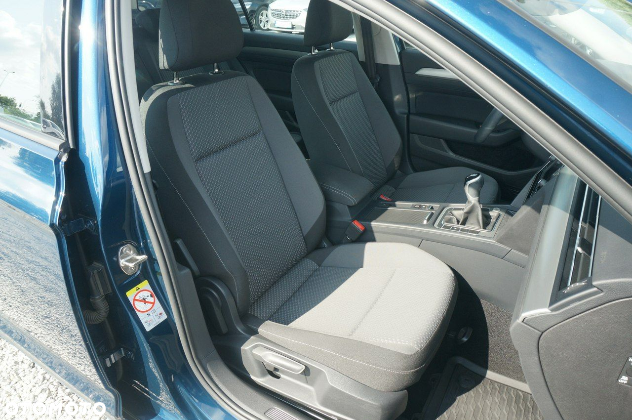 Volkswagen Passat 2.0 TDI EVO Essence - 29