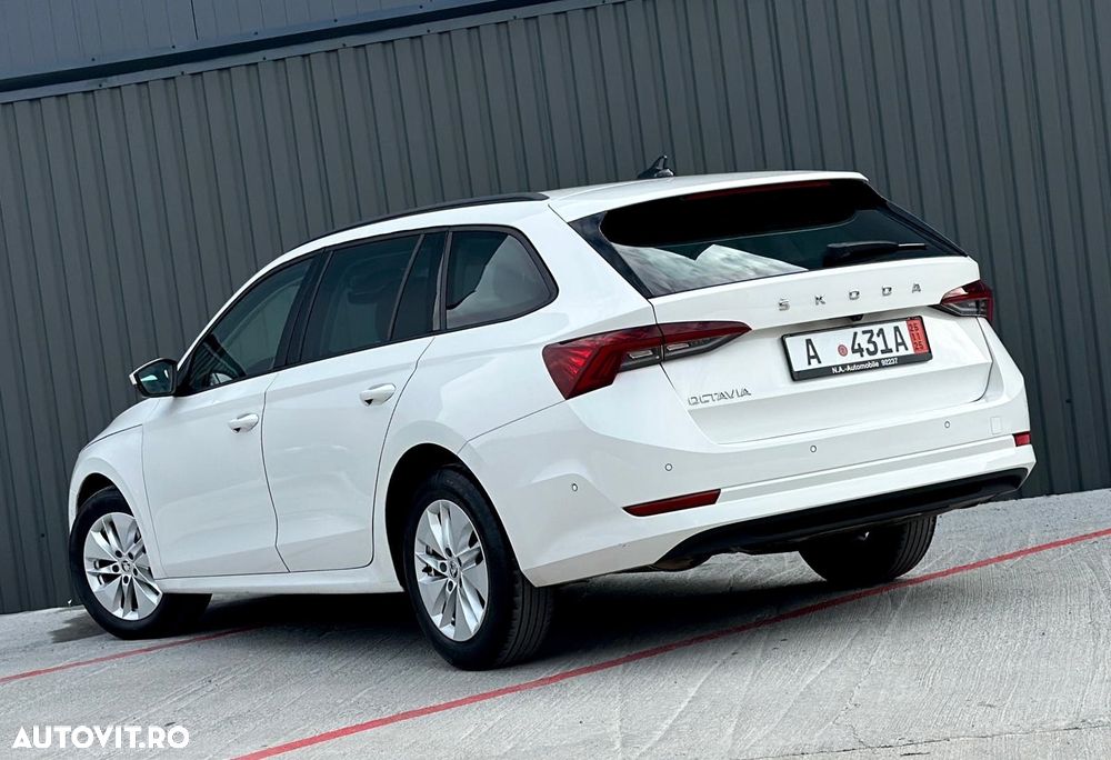 Skoda Octavia Combi 2.0 TDI DSG Ambition - 13