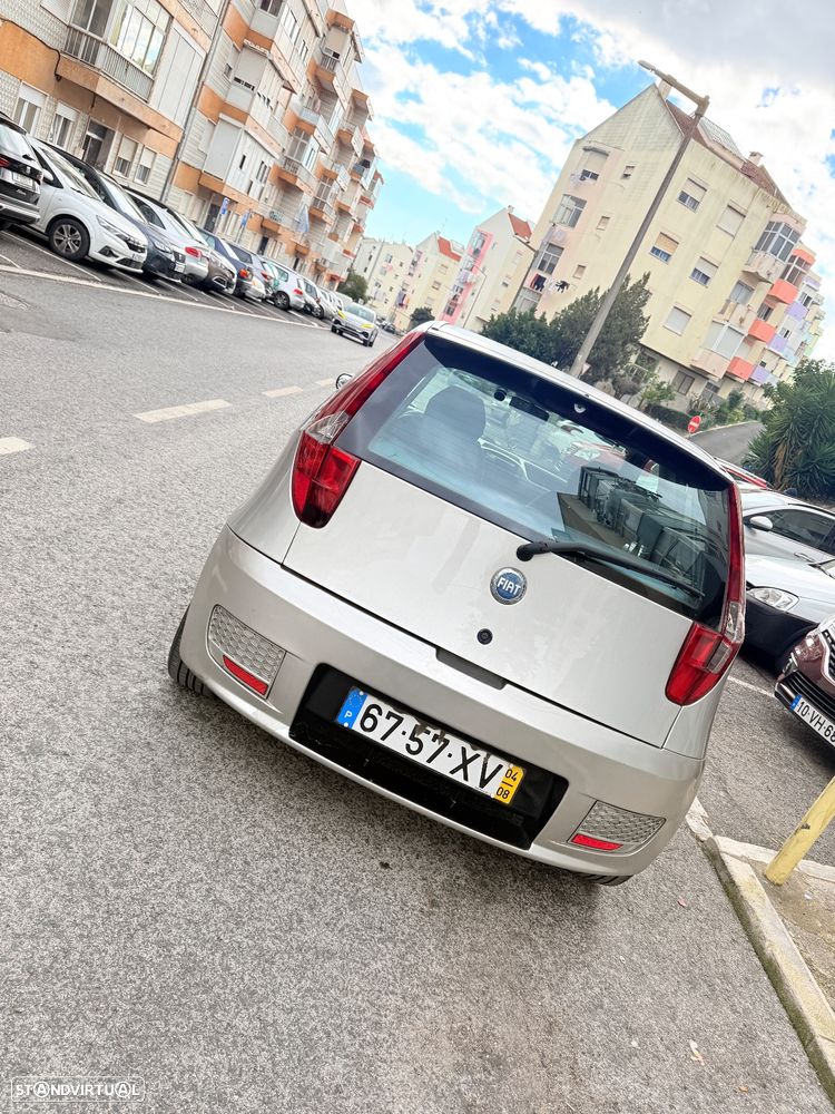 Fiat Punto 70 JTD Multijet Dynamic - 2