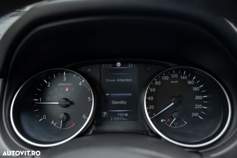 Nissan Qashqai ver-1-5-dci-teknaplus - 32