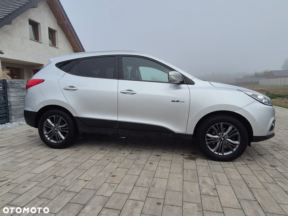 Hyundai ix35 1.6 2WD blue Style - 24