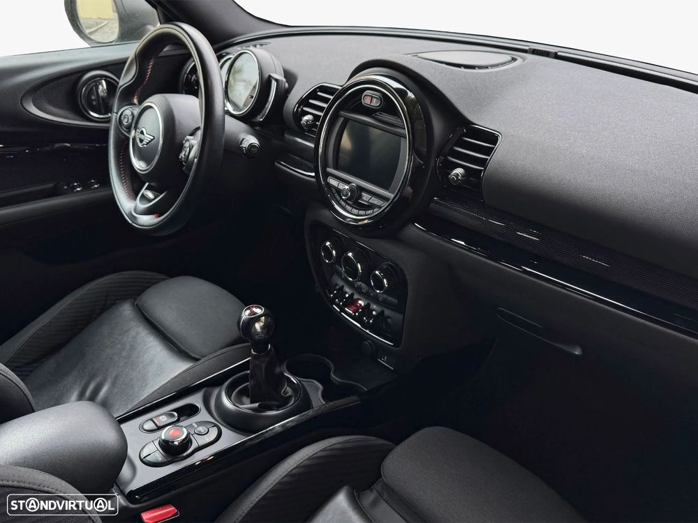 MINI Clubman One D - 11