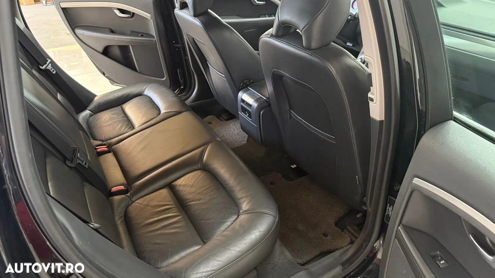 Volvo V70 D4 Edition - 9