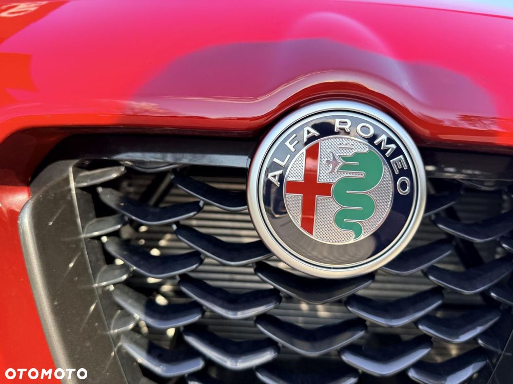 Alfa Romeo Stelvio - 6