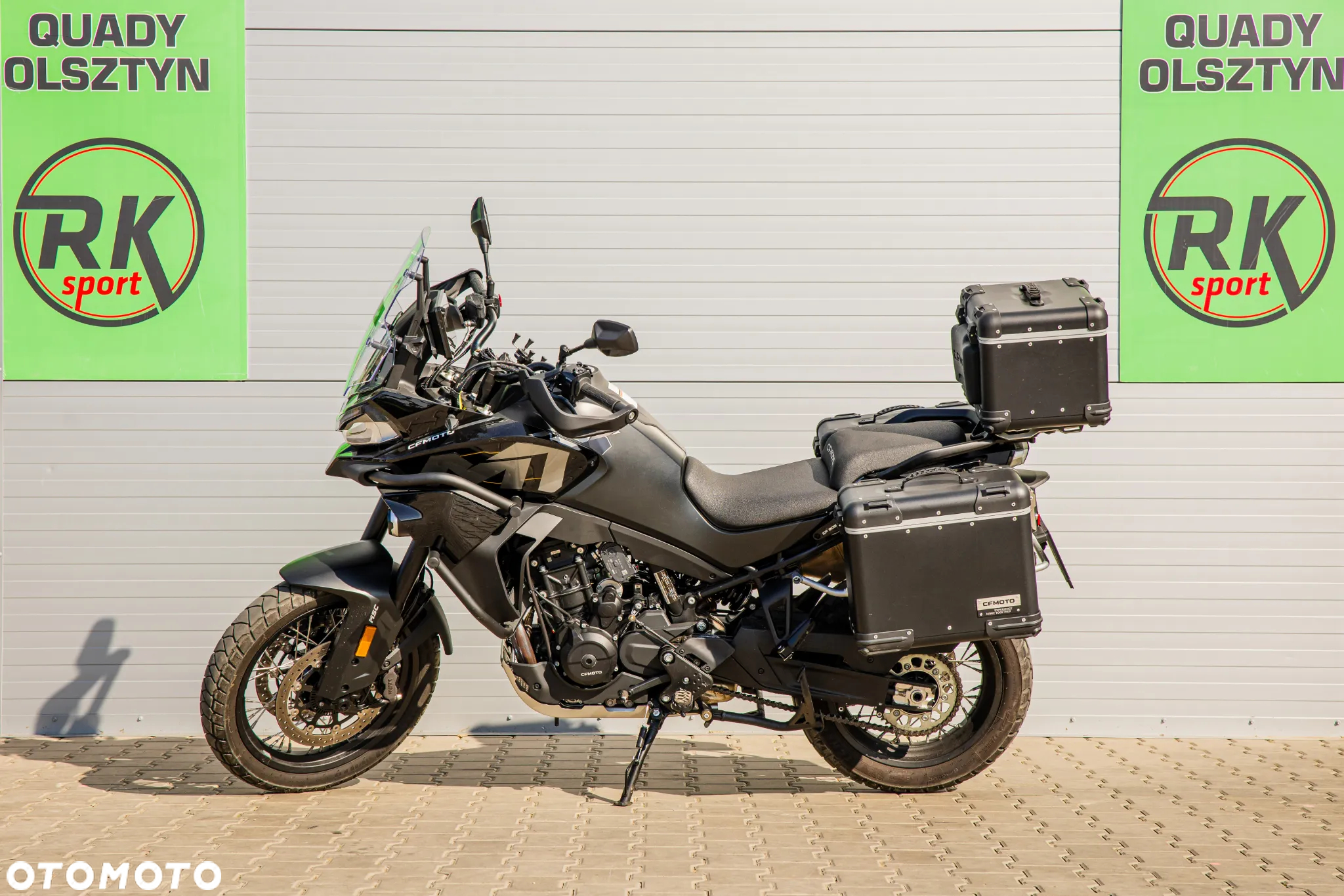 CFMoto MT - 16