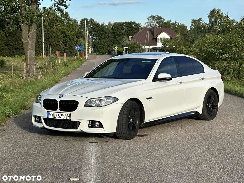 BMW Seria 5 528i xDrive Sport-Aut - 4