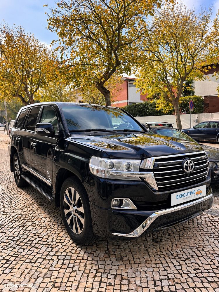 Toyota Land Cruiser Executive - 1