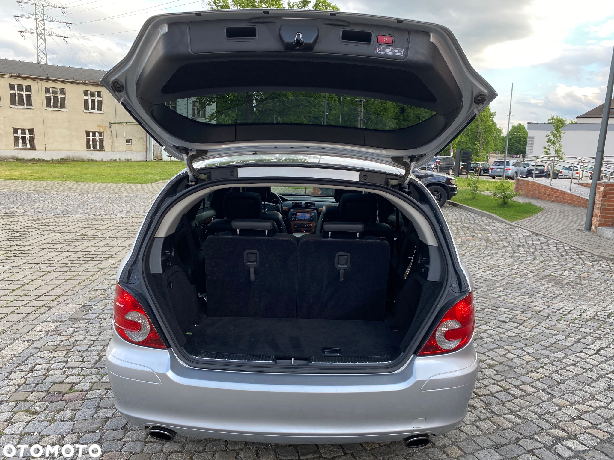 Mercedes-Benz Klasa R 350 4Matic 7G-TRONIC - 13