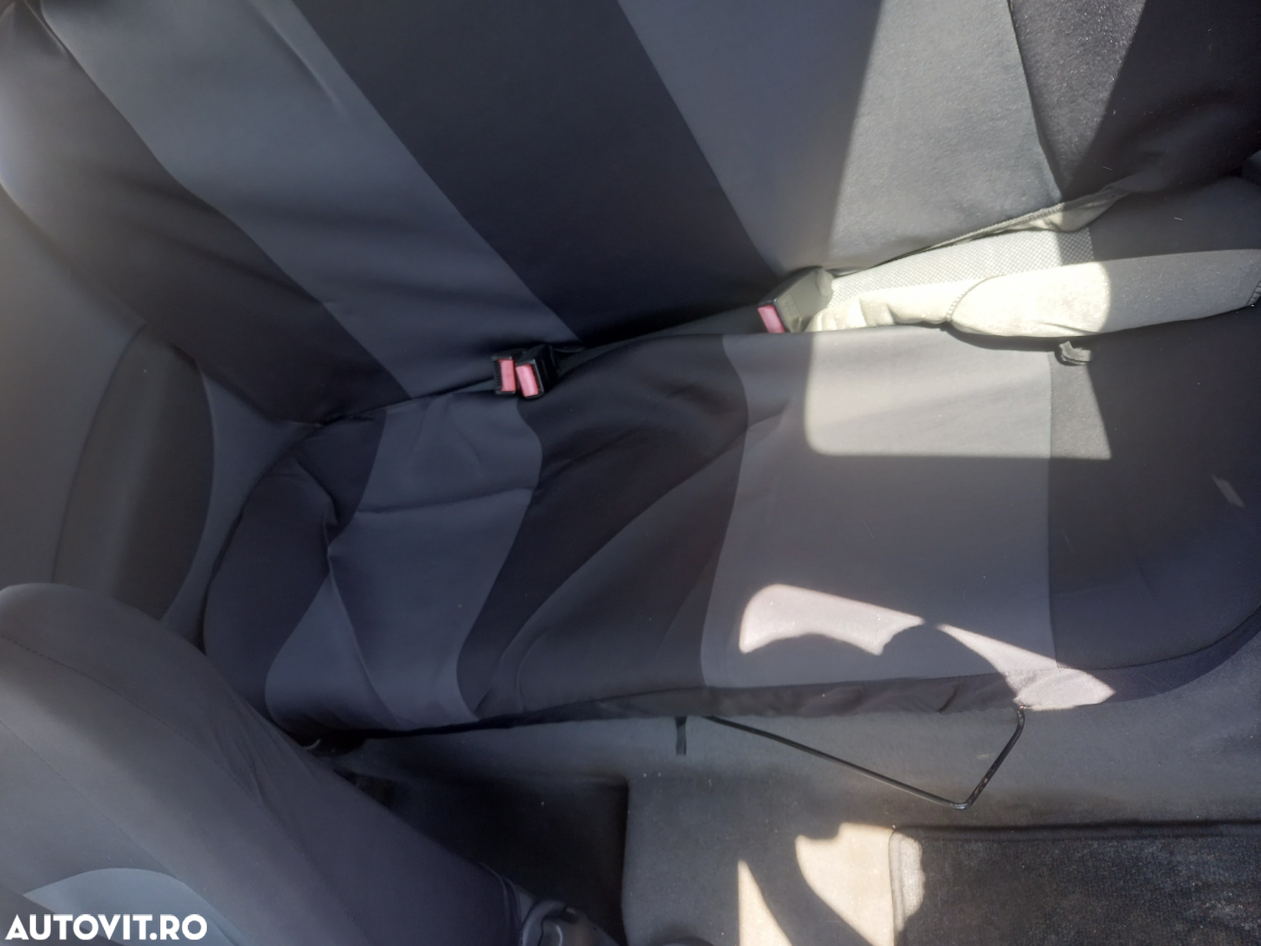 Dezmembrari  Opel CORSA C  2000  > 2009 1.2 Twinport Benzina - 28