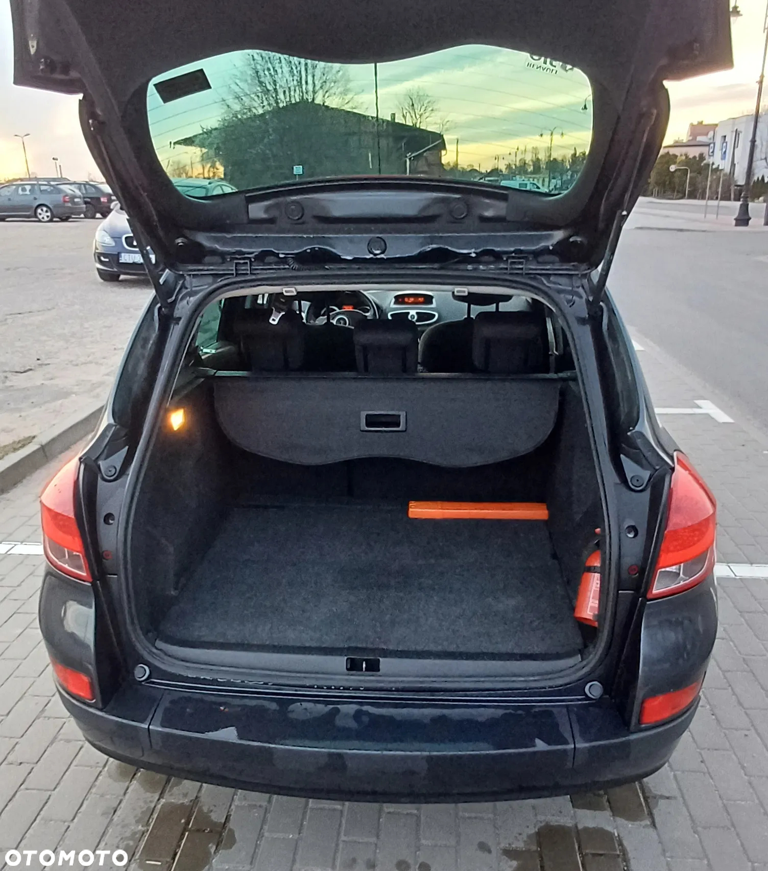 Renault Clio 1.5 dCi Grandtour Dynamique - 9
