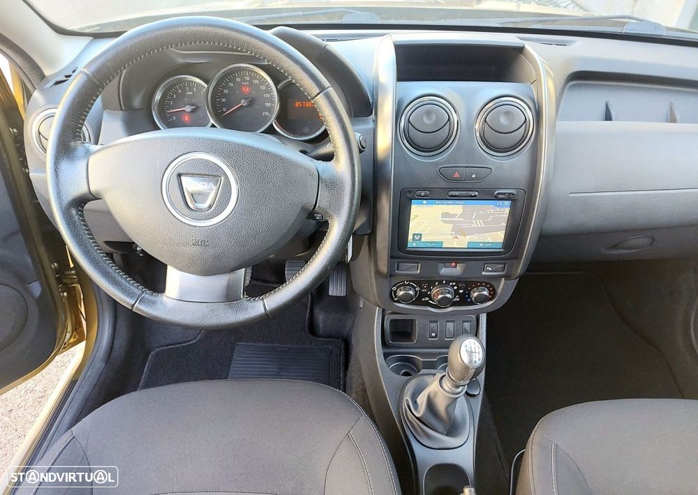 Dacia Duster 1.5 dCi Prestige - 17