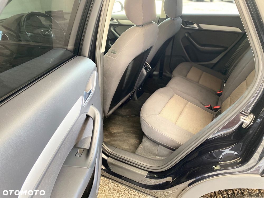 Audi Q3 2.0 TDI Edycja Specjalna - 16