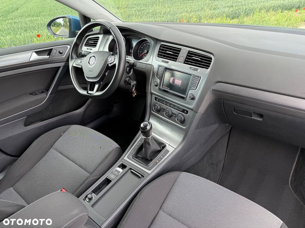 Volkswagen Golf 1.6 TDI BlueMotion Technology Comfortline - 18