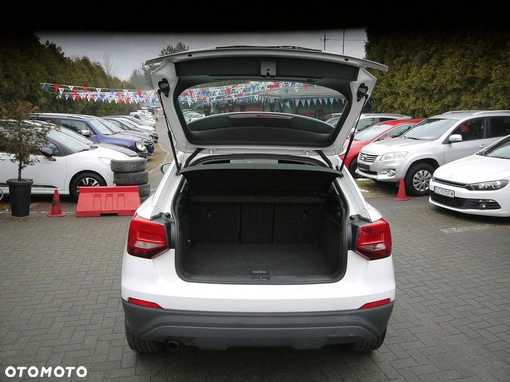 Audi Q2 30 TDI S tronic - 13