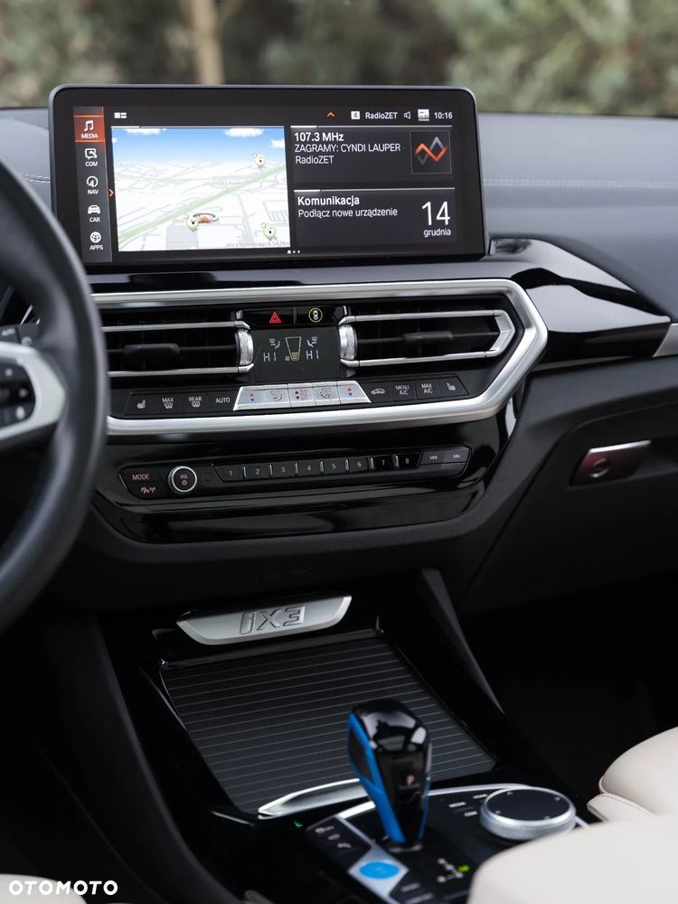 BMW iX3 80kWh Impressive - 27
