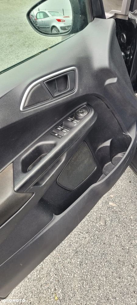 Ford B-MAX - 10