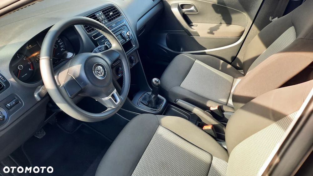 Volkswagen Polo - 14