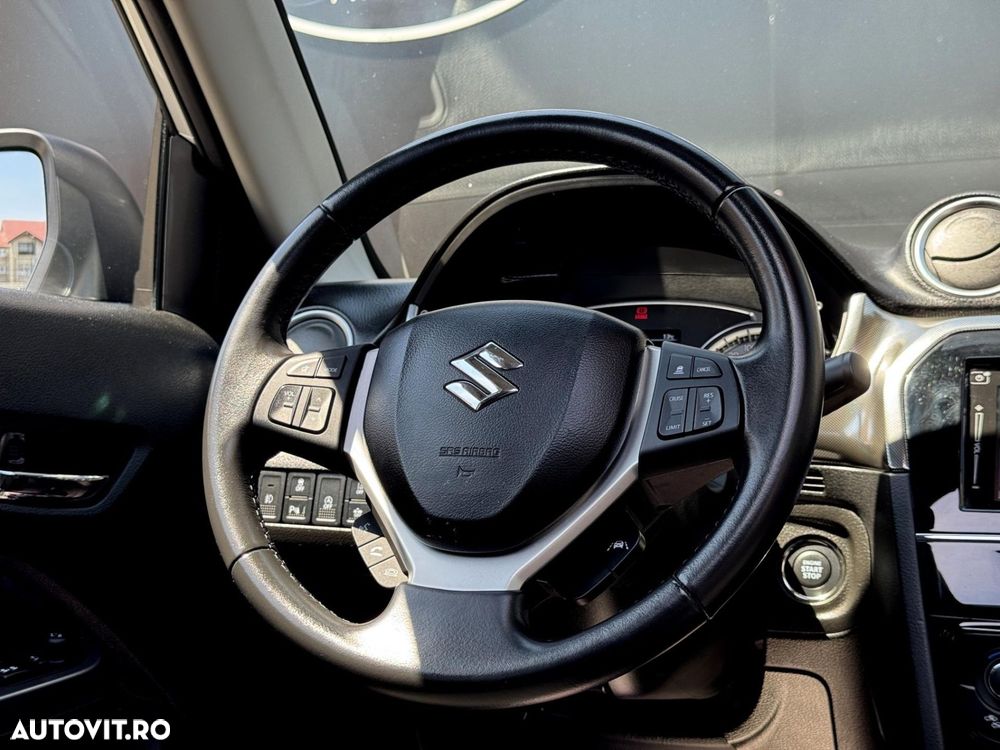 Suzuki Vitara - 10