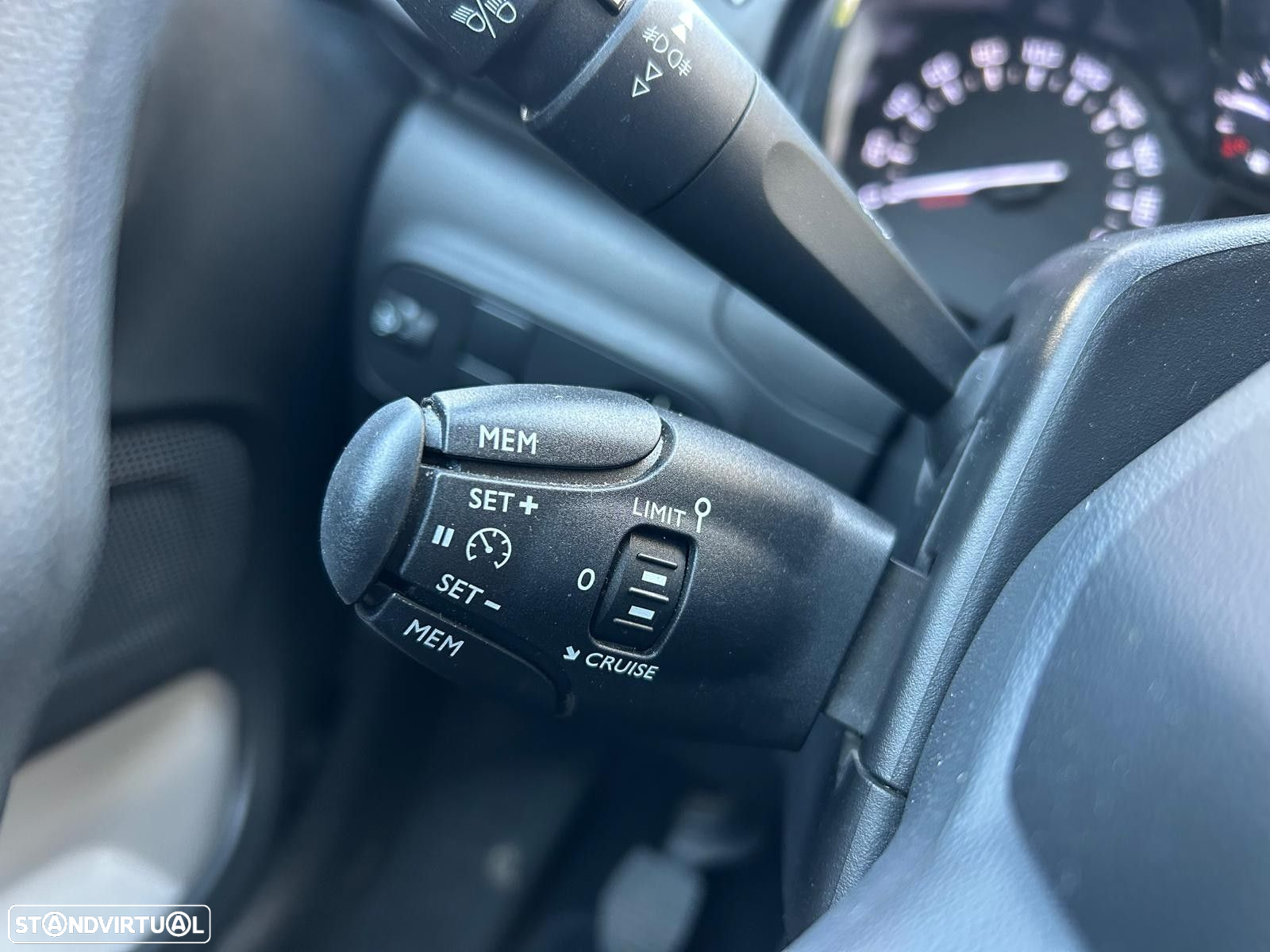 Citroën C3 1.2 PureTech Shine - 31