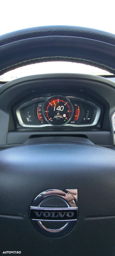 Volvo XC 60 D5 AWD Aut. RDesign - 14