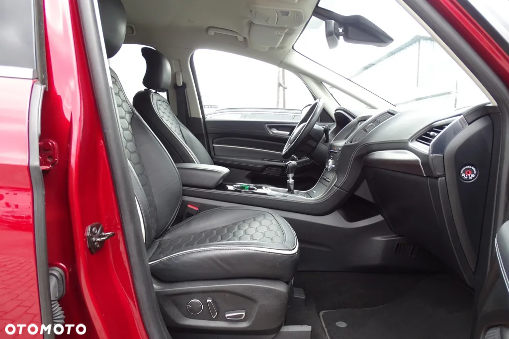 Ford S-Max 2.0 TDCi Vignale - 26