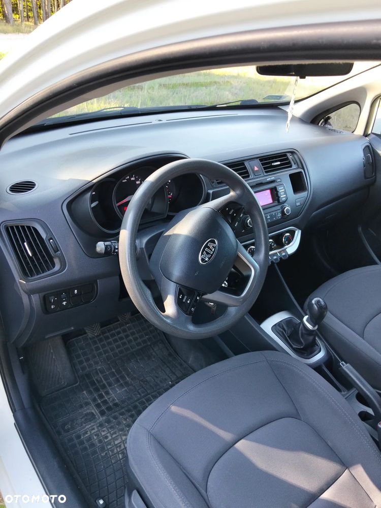 Kia Rio 1.4 crdi M - 7