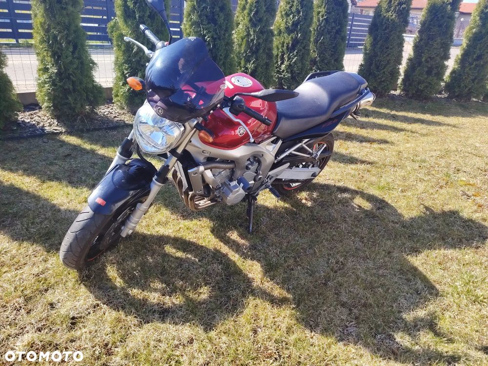 Yamaha FZ6 - 1