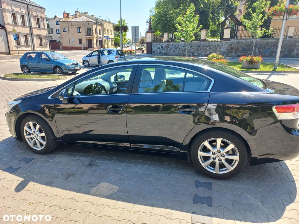 Toyota Avensis 2.0 Sol plus - 1