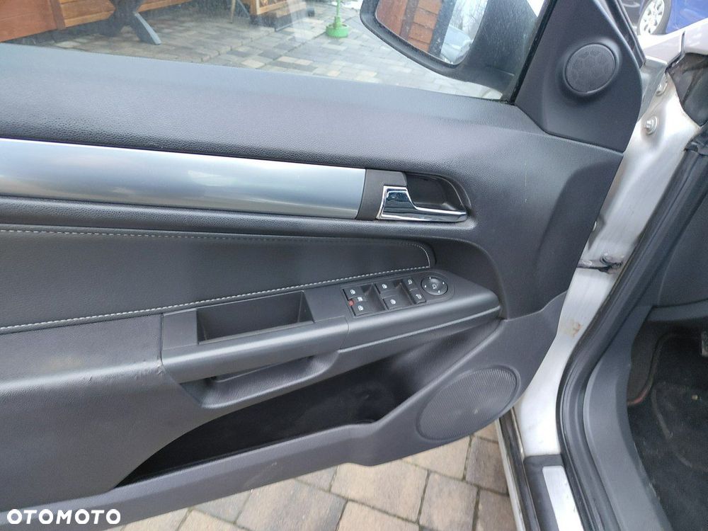 Opel Astra - 22