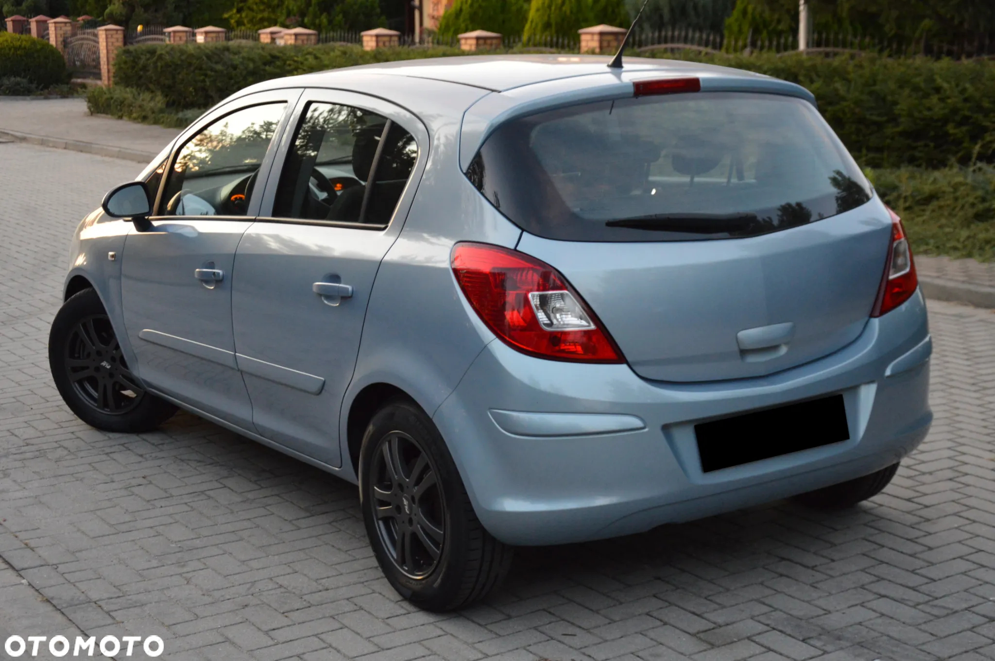 Opel Corsa 1.2 16V Enjoy - 4