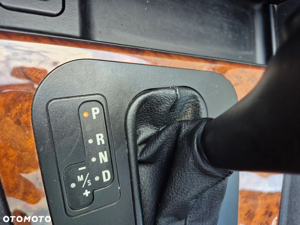 BMW Seria 5 525i - 30