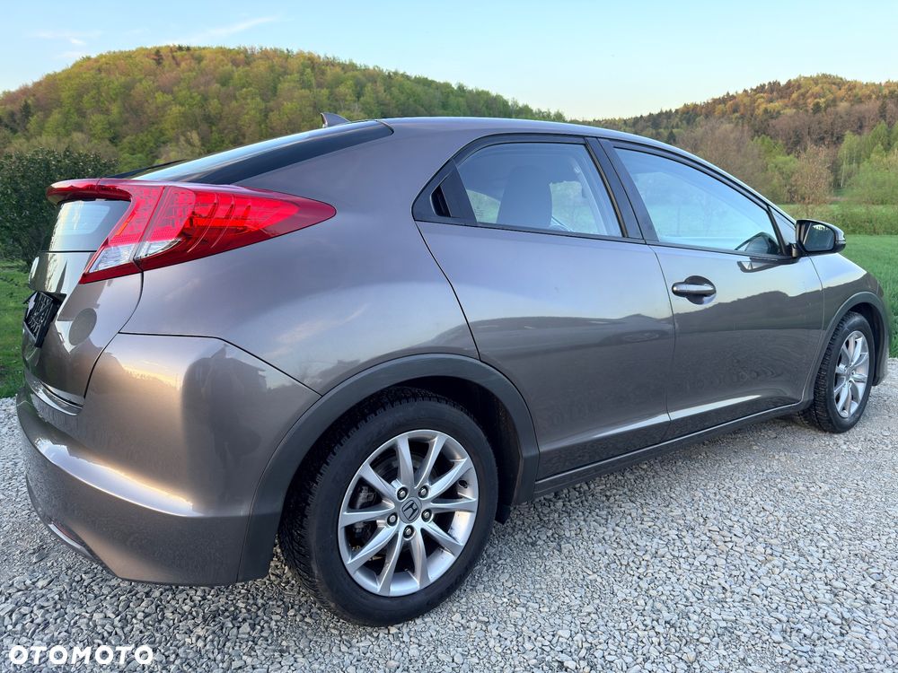Honda Civic 1.4 i-VTEC Sport - 9