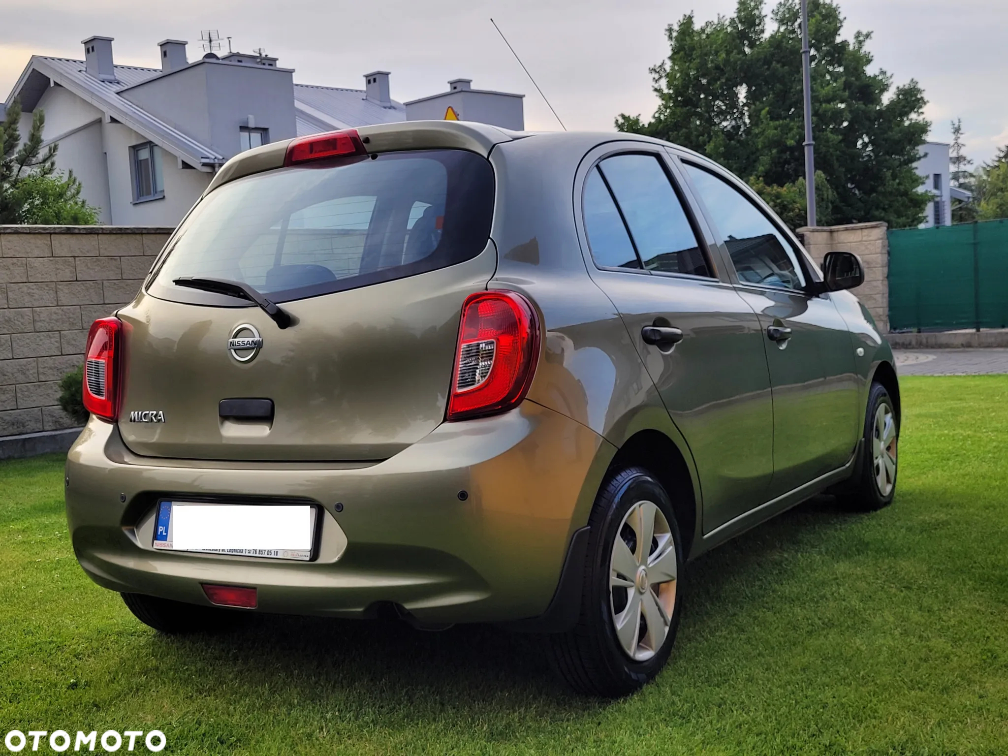 Nissan Micra 1.2 Tekna EU6 - 14