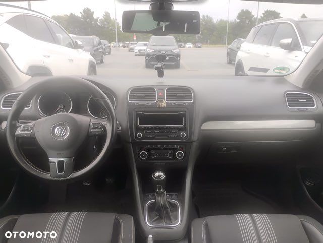 Volkswagen Golf 1.6 TDI Comfortline - 5
